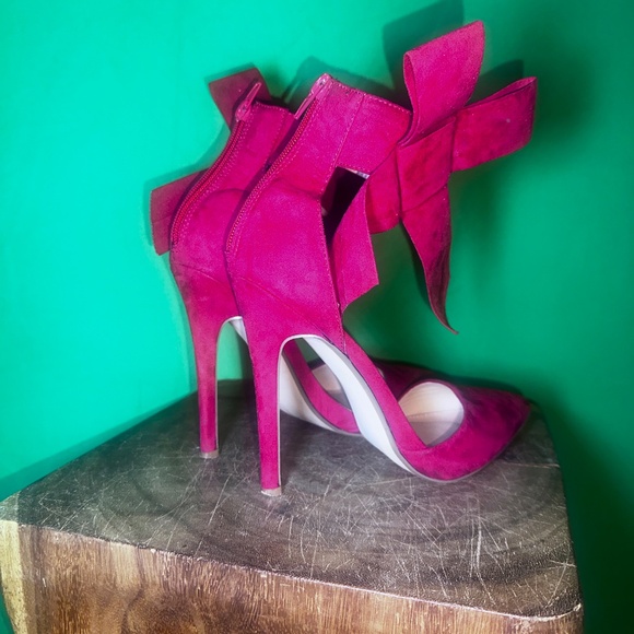JustFab Red Bow Heel - Picture 8 of 9